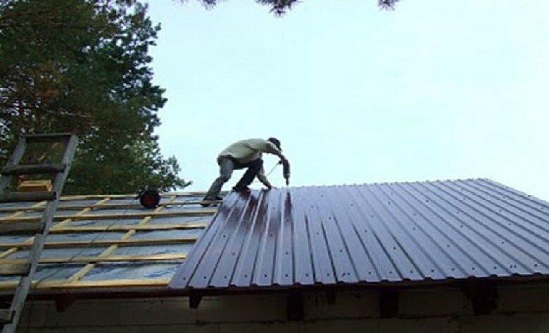 Как сделать двускатную крышу на гараж 